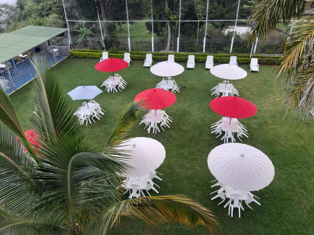 Hotel Barcelona Chinauta Ngoại thất bức ảnh