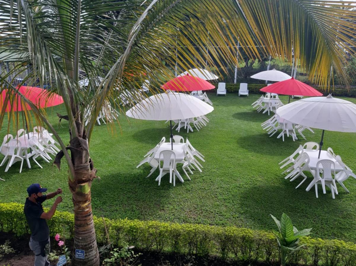 Hotel Barcelona Chinauta Ngoại thất bức ảnh