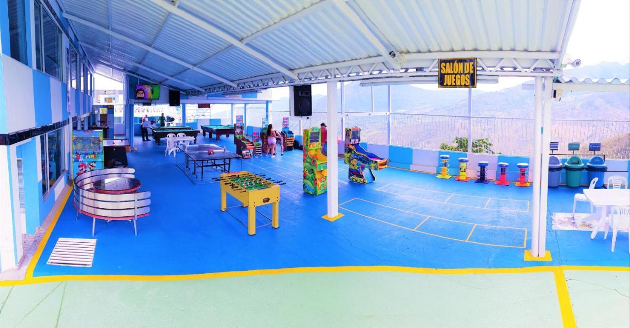 Hotel Barcelona Chinauta Ngoại thất bức ảnh